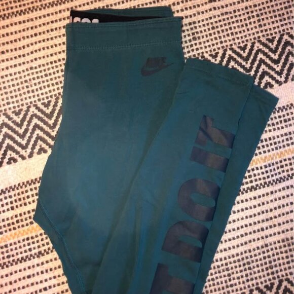 M Nike Ankle-Length Leggings, Greenish-Blue - Picture 1 of 3
